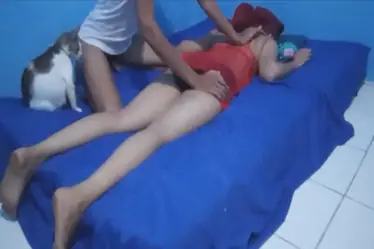 Pijat Plus Istri Kesepian Suami Dinas Becek